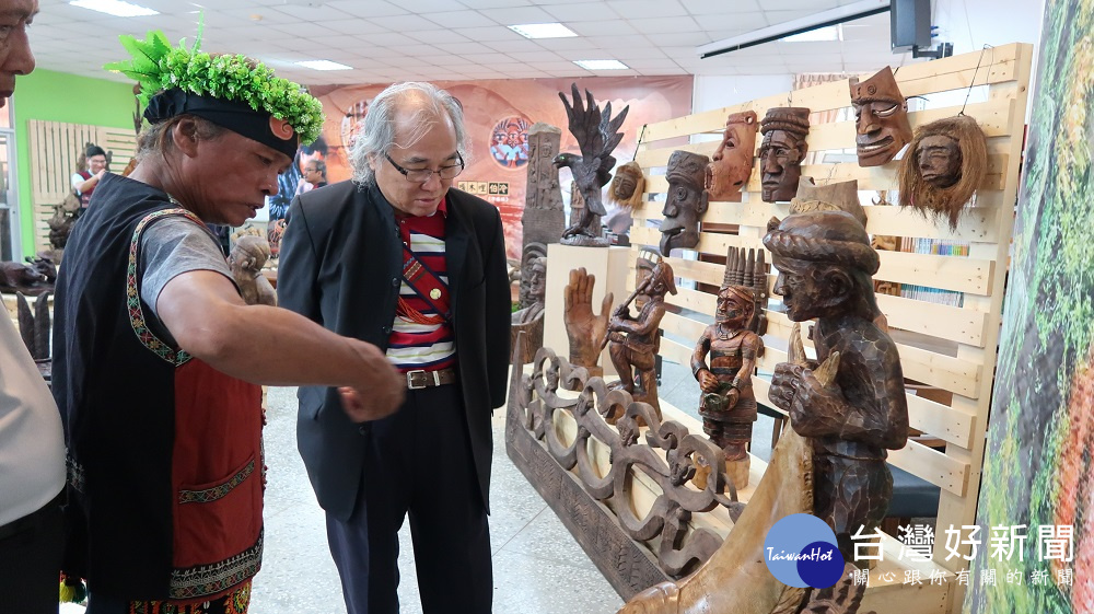屏東原鄉圖書館化身藝文空間　藝術家伯冷春日鄉開展
