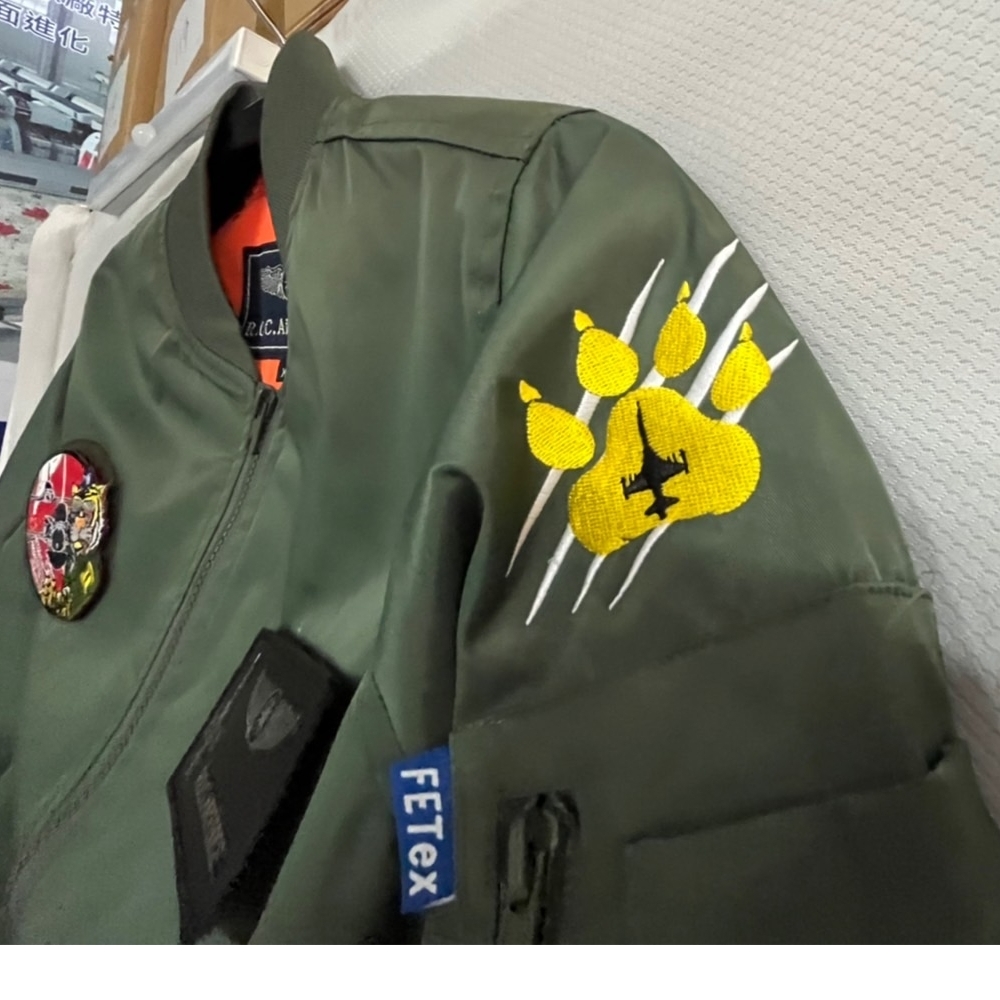 {我愛空軍} 台灣製 飛夾 空軍 台東 高教機 F5  飛行夾克 外套 薄夾克 綠  G-MA1-TH42