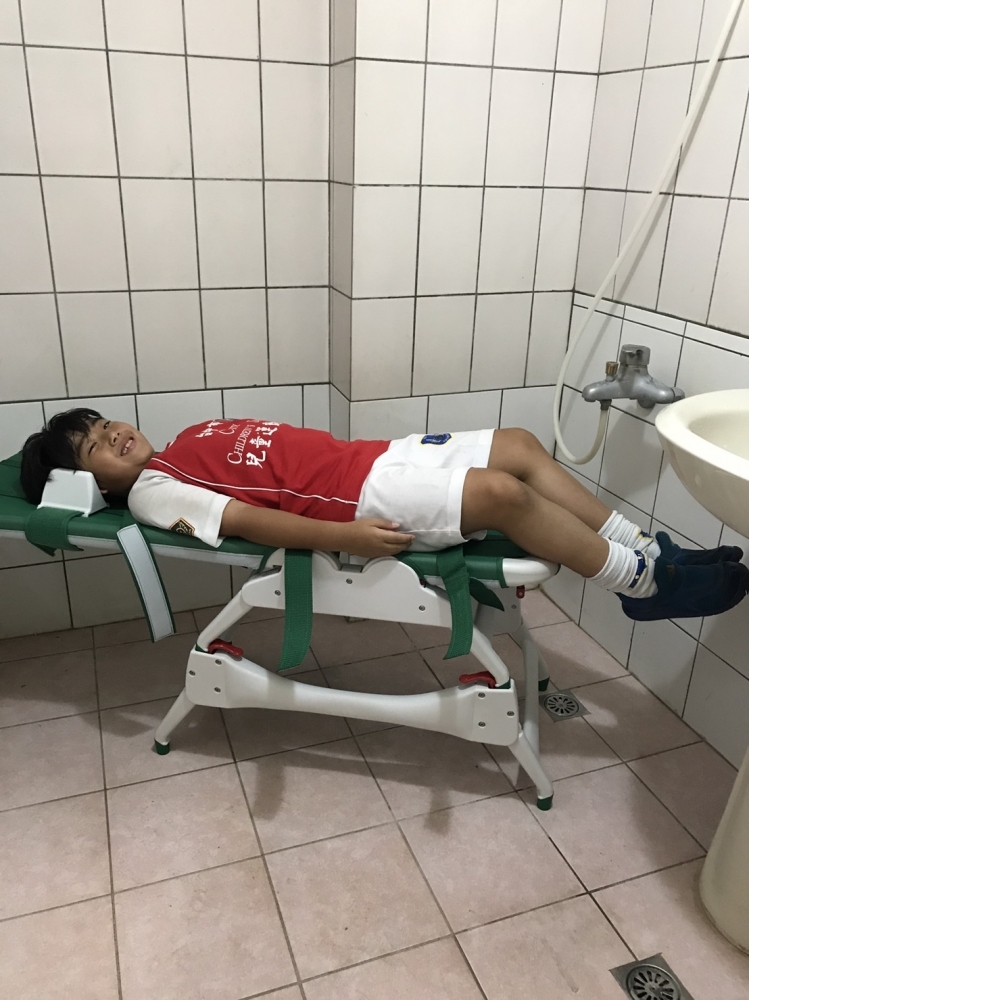 洗澡椅床(附輪子)