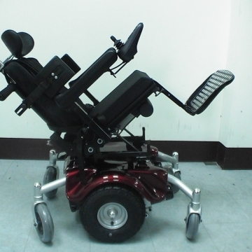 租站立型電動輪椅(2