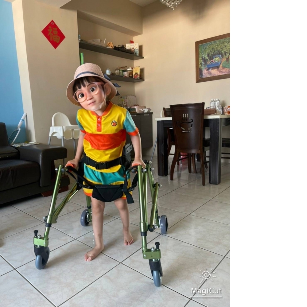 姿勢控制型助行器大輪版(量身成長型)