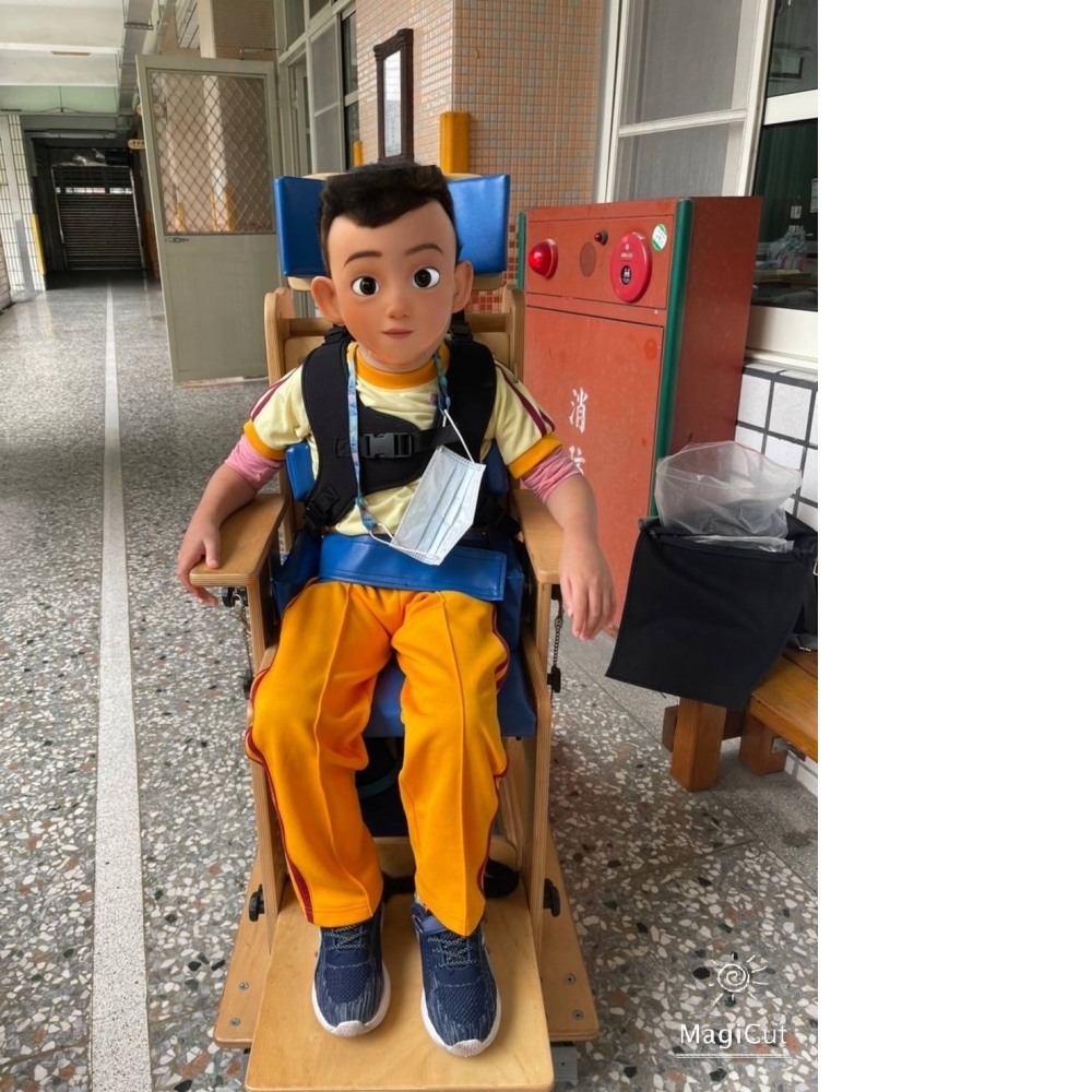 漢翔木製課用擺位椅