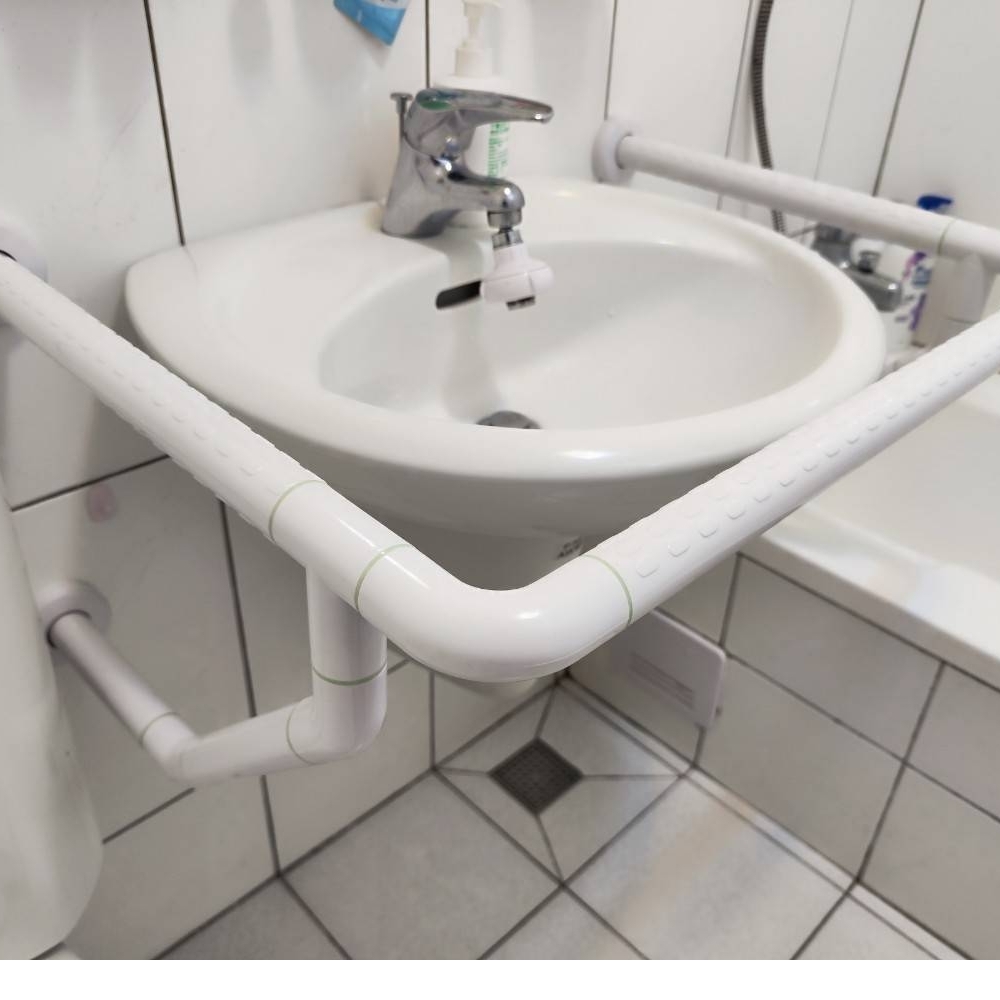 浴室無障礙扶手