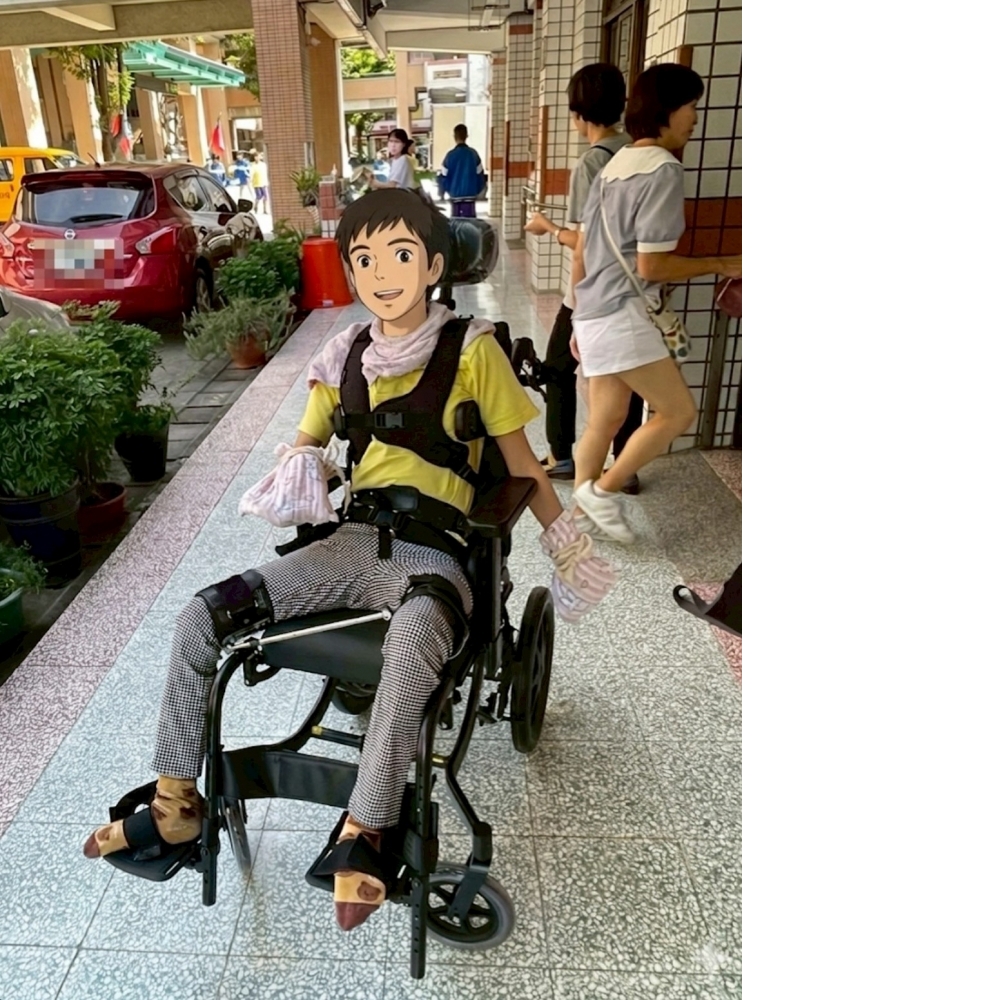 百變袋鼠 擺位輪椅c款