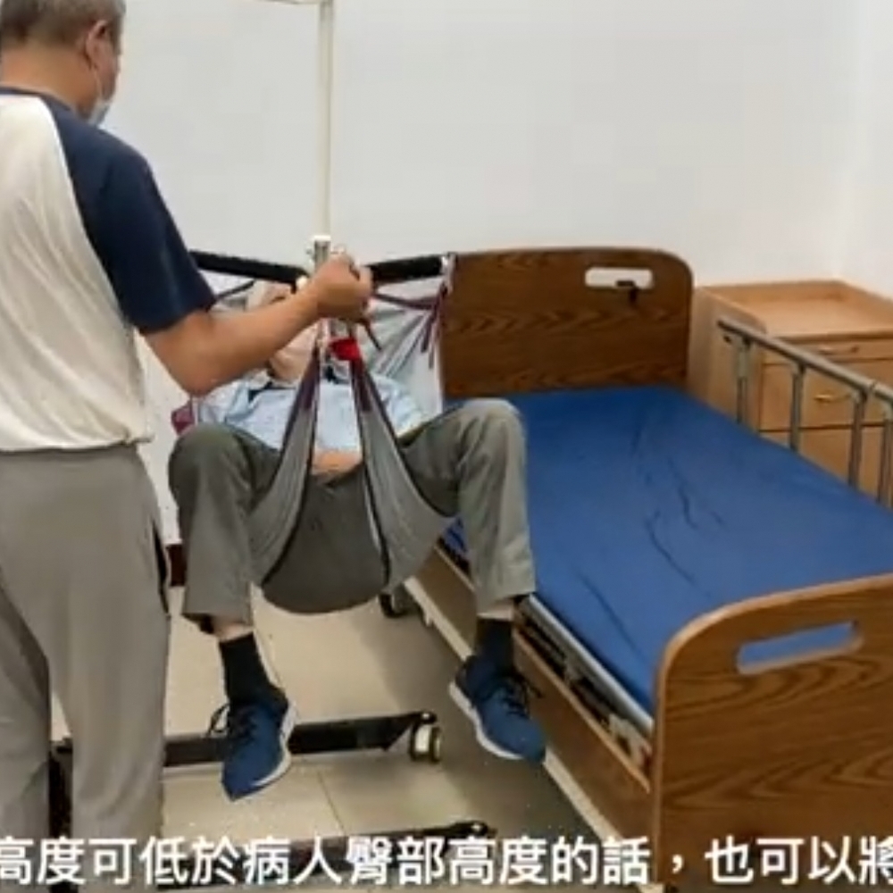 租借展群 迷你乘車電動位移機 KD-335Y(可移位上車)
