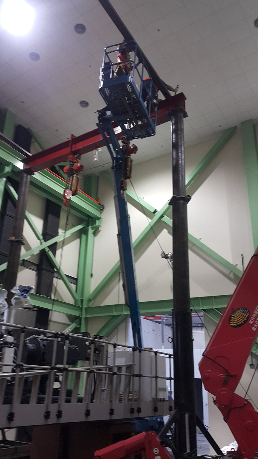 聯華集團擴建新廠機械安裝（龍門架室內吊裝6米）新工法